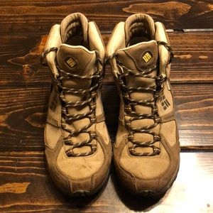 Columbia hiking boots